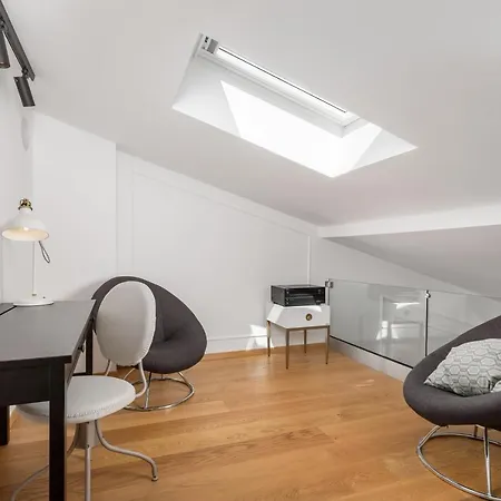 Gallery Megan2 With Parking * カスタヴ