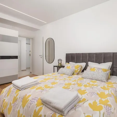 Gallery Megan2 With Parking Apartman *