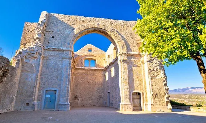 Gallery Megan2 With Parking アパート